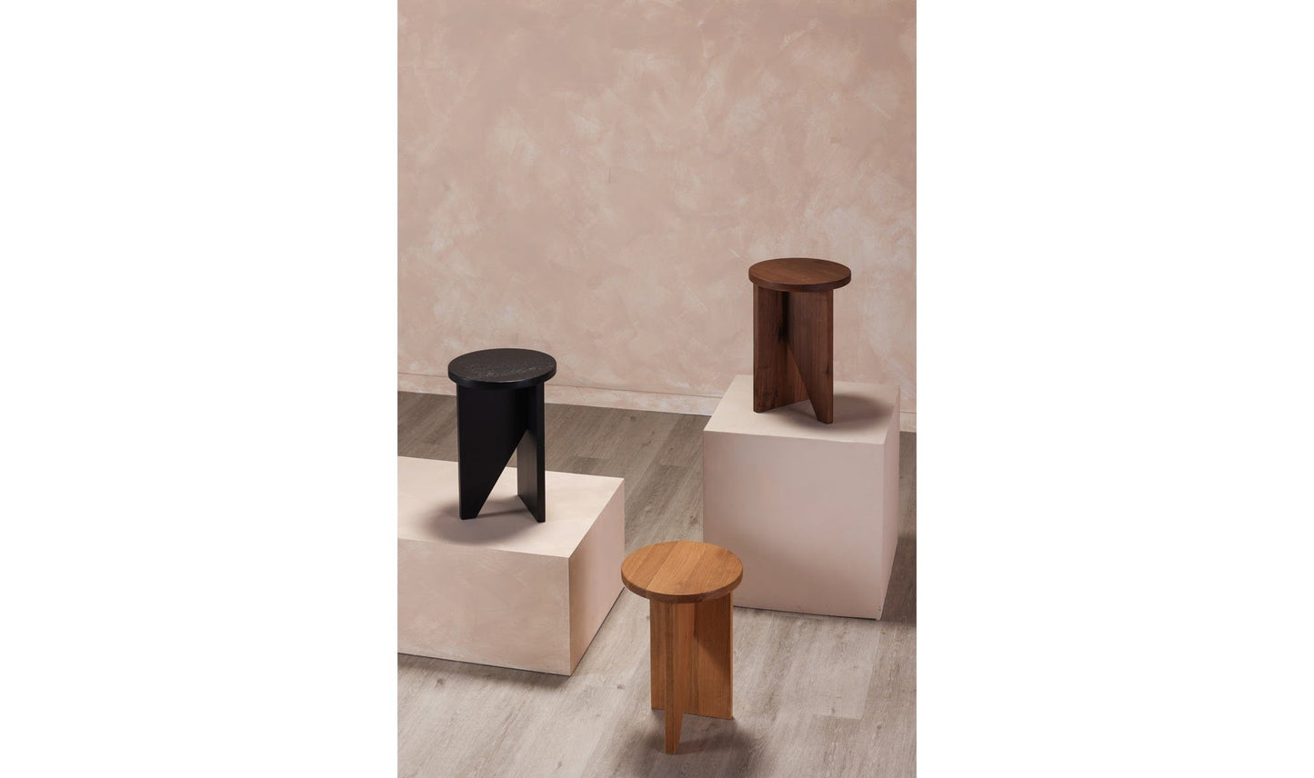 Moe's Furniture GRACE ACCENT TABLE