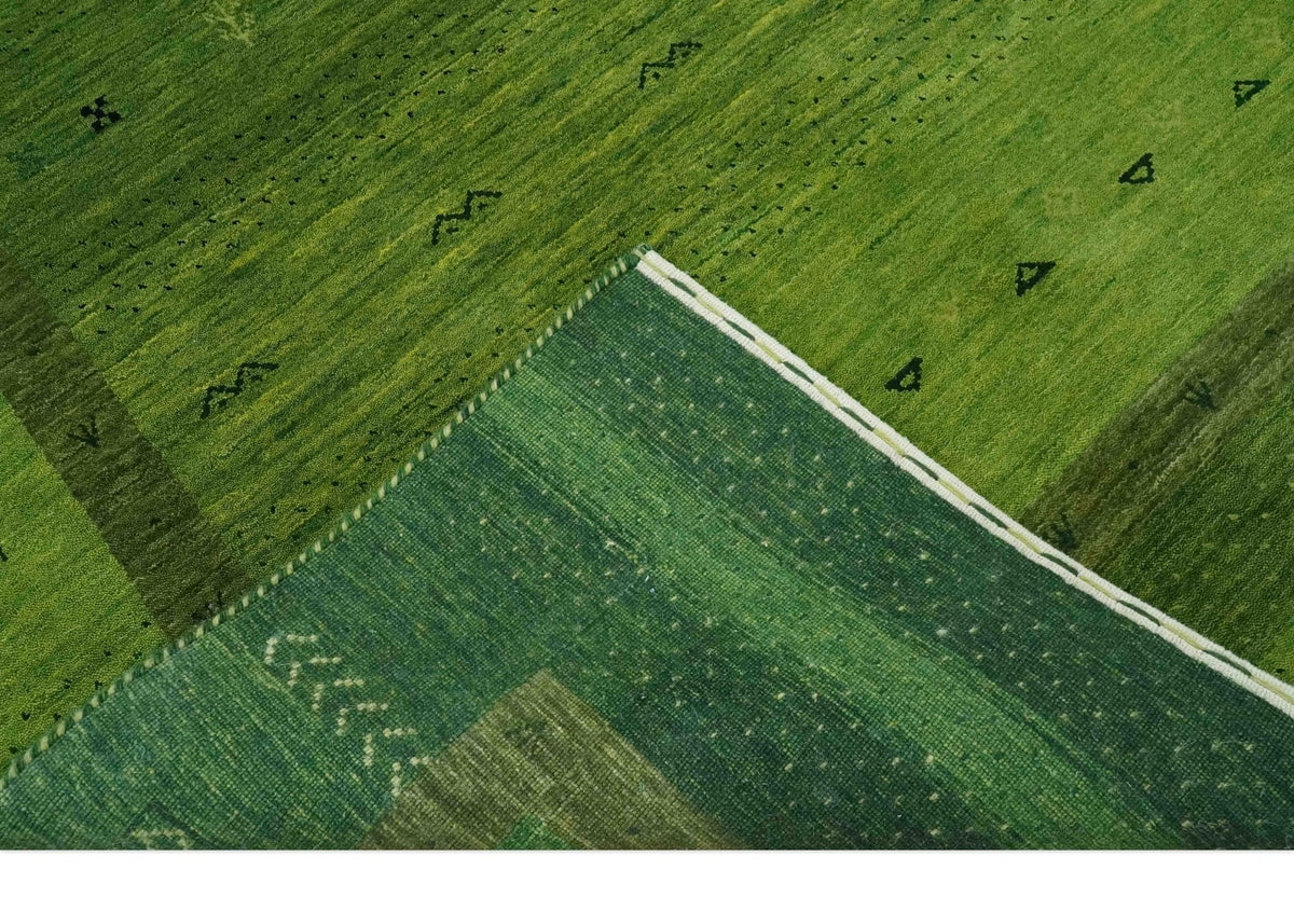 Geometrical Stripes Design Green Hand loom Multi Size wool Area Rug.