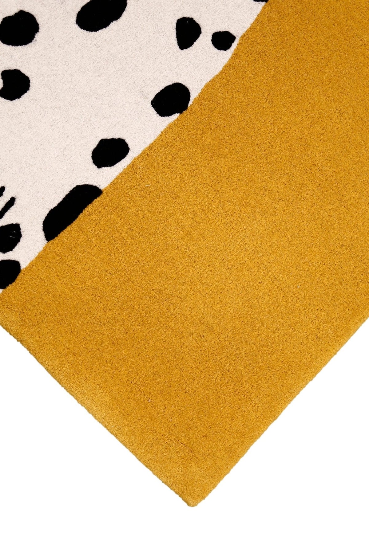 Gold And Black Shady Dalmatian Hand Tufted 4x4 Wool Rug.