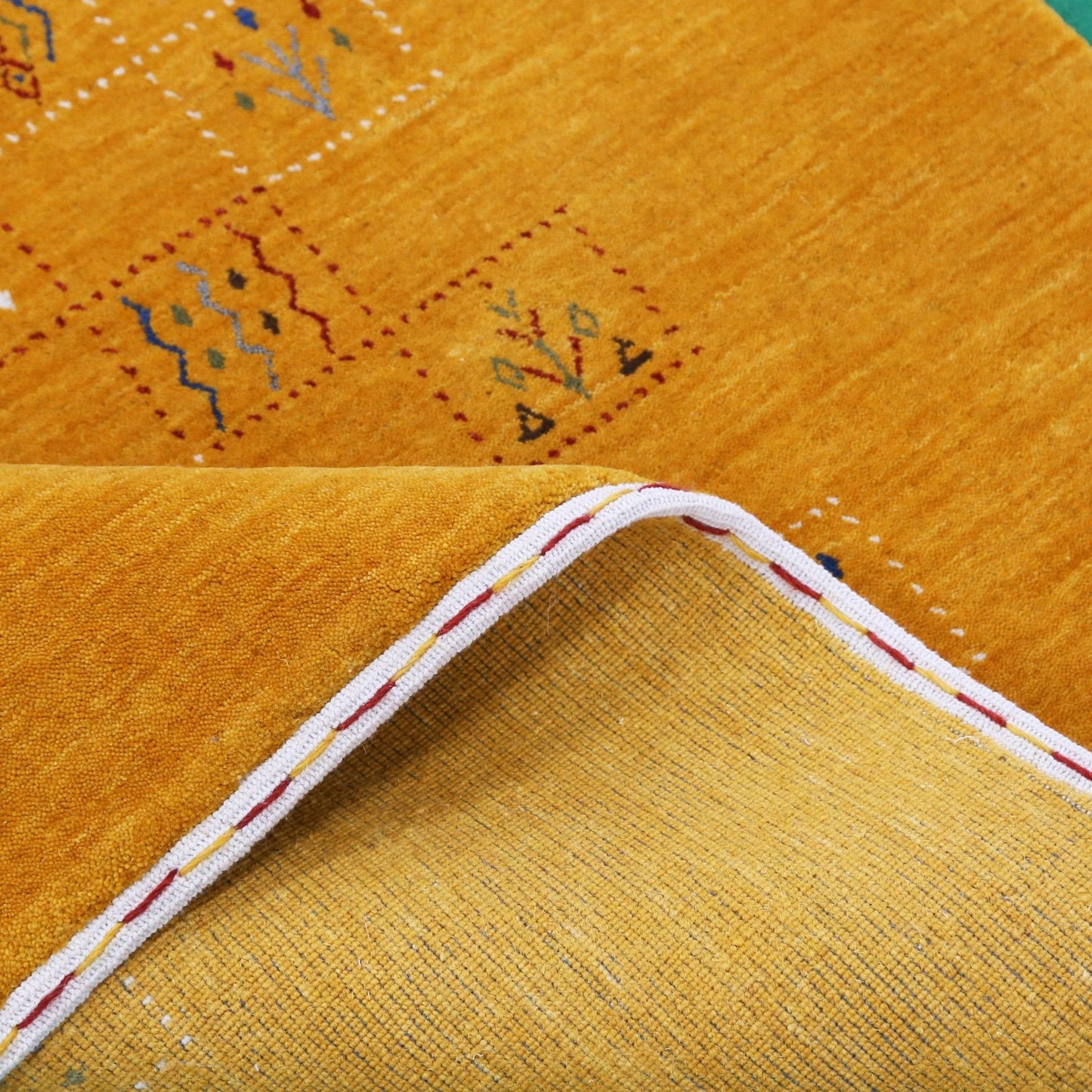 Gold Center Pattern Hand Loomed Wool Area Rug