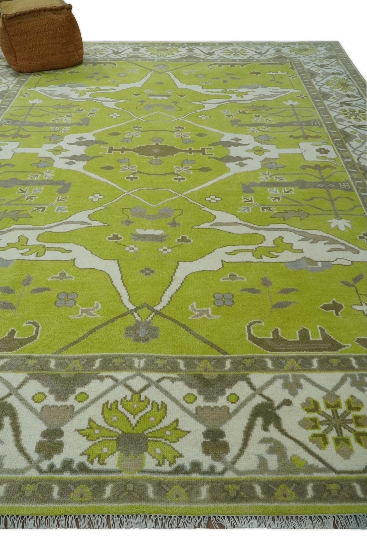 Green and Ivory Hand knotted Oriental Oushak Multi Size wool Area Rug.