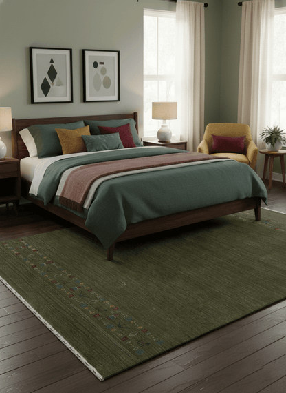 Green Contemporary Design Hand Loomed Wool Area Rug.
