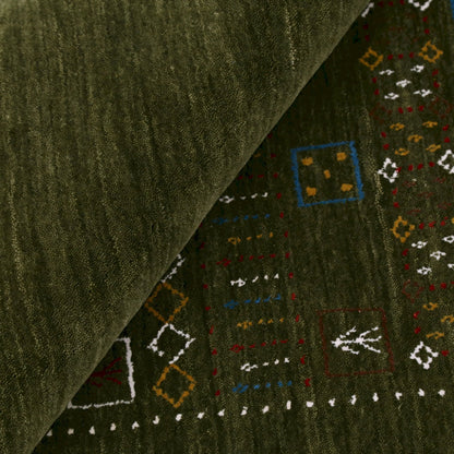 Green Tribal Center Pattern Hand Loomed Wool Area Rug.