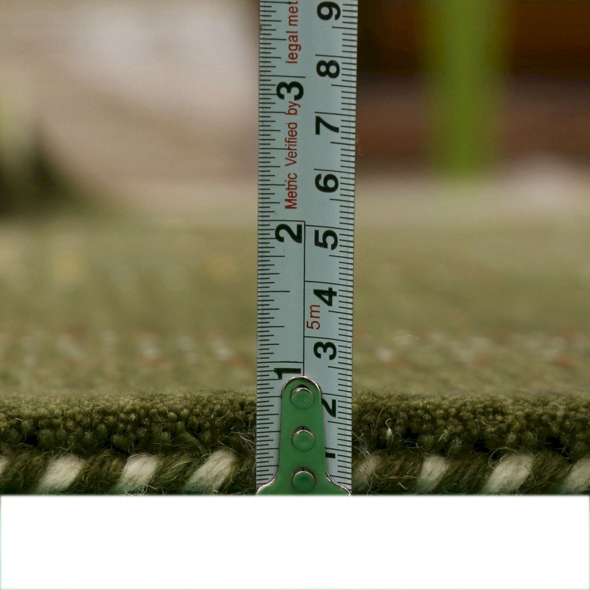 Green Tribal Center Pattern Hand Loomed Wool Area Rug.