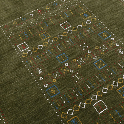 Green Tribal Center Pattern Hand Loomed Wool Area Rug.