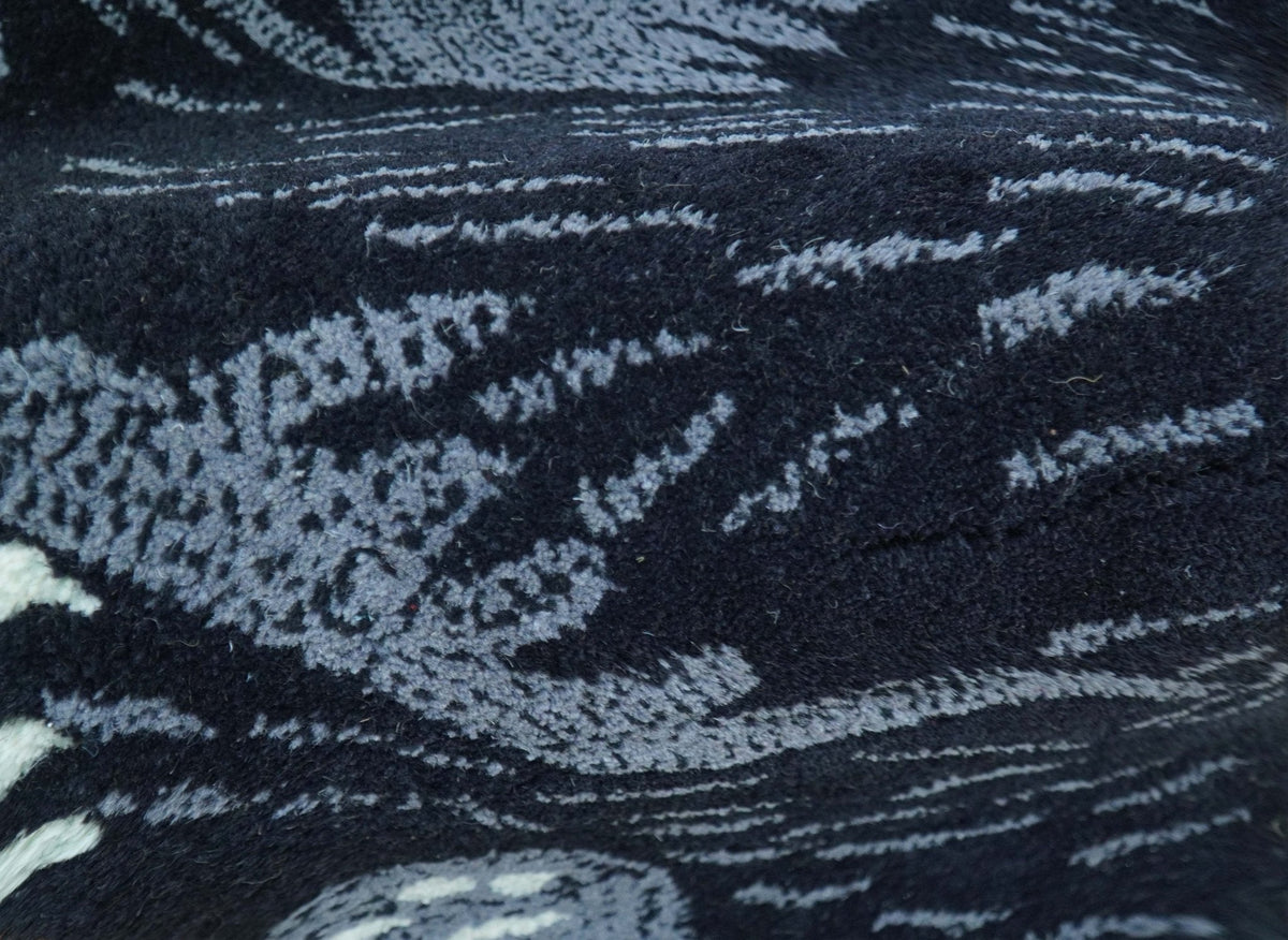 Hand Tufted 2x3 Animal Black Panther Wool Area Rug.
