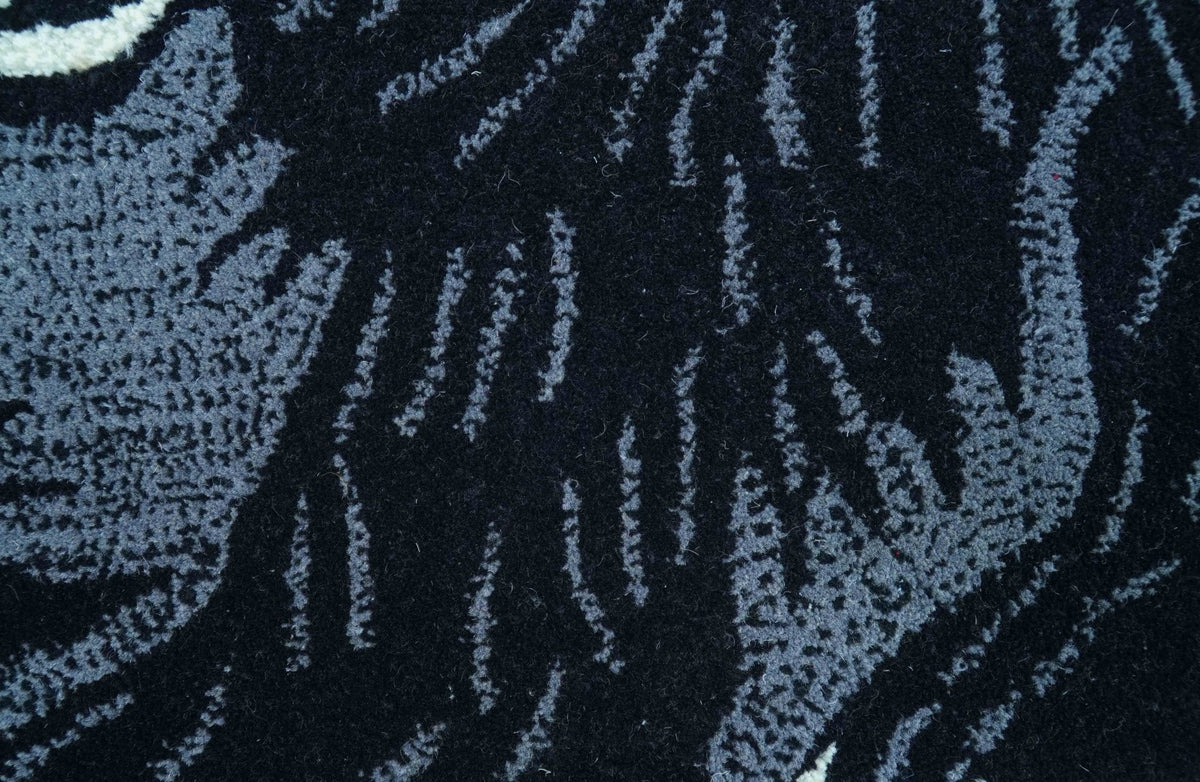 Hand Tufted 2x3 Animal Black Panther Wool Area Rug.