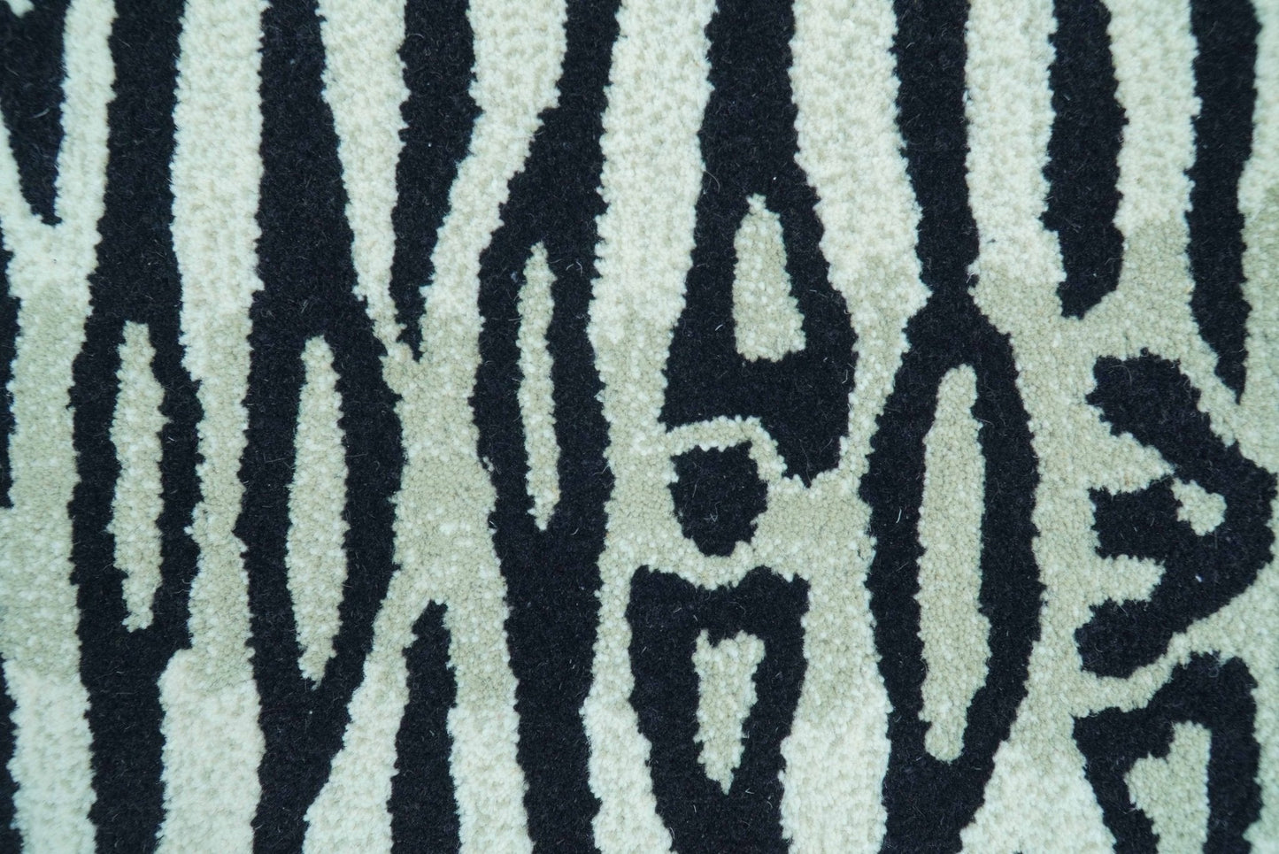 Hand Tufted 3x5 Black And White Animal Tiger Wool Area Rug