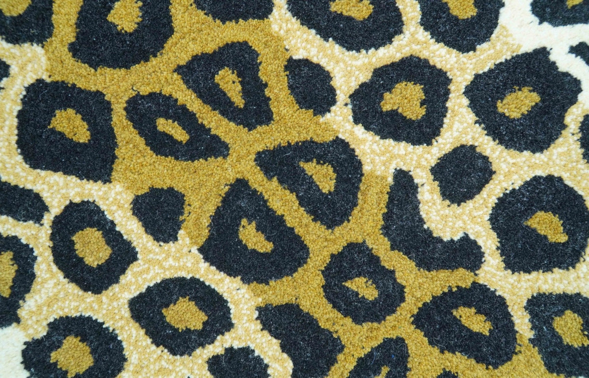 Hand Tufted Animal Leopard Gold And Black 3x5 Wool Area Rug.