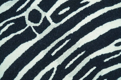 Hand Tufted Animal Zebra Black 3x5 Wool Area Rug.