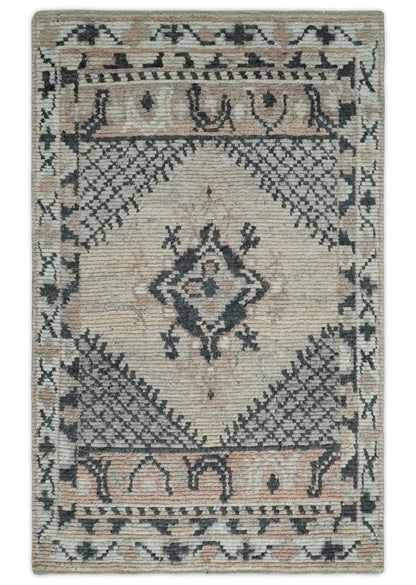 Hand Woven Peach and Charcoal Blended Hand Knotted Wool Rug.