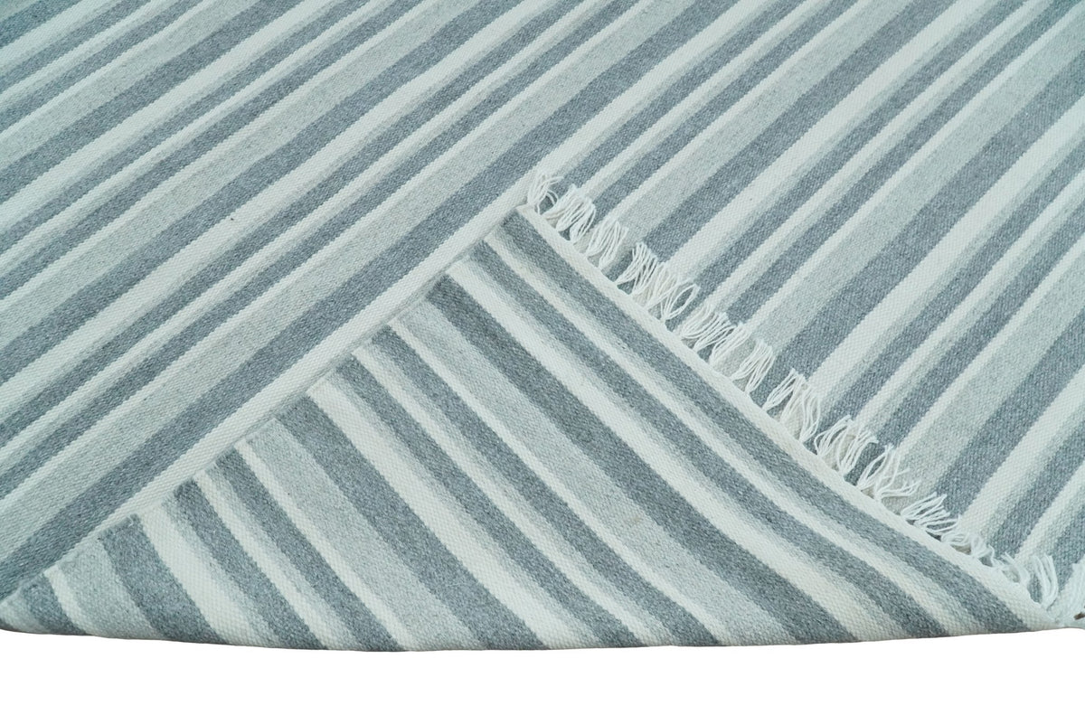 Handmade 5x8 Modern Stripes Pattern Blue And White Wool Rug.