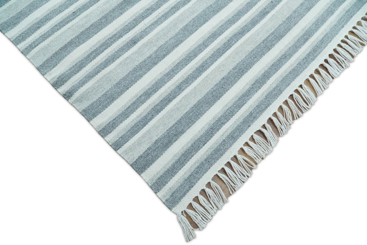 Handmade 5x8 Modern Stripes Pattern Blue And White Wool Rug.