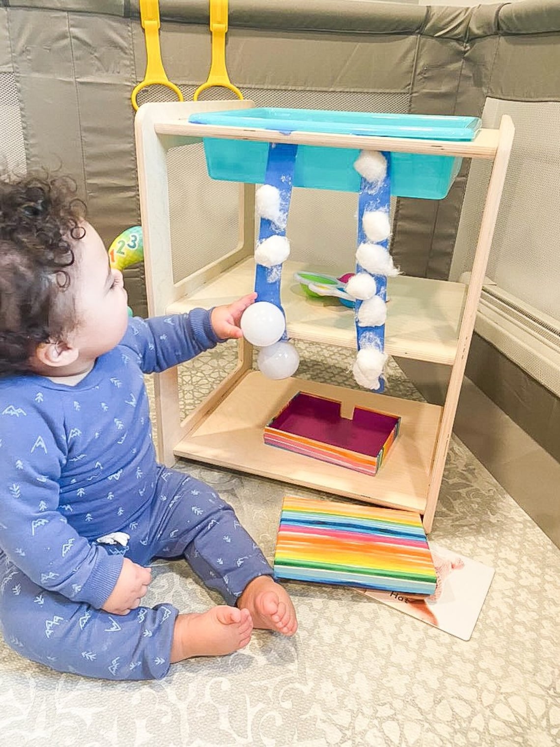 MARVIN- Sensory Table