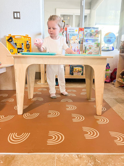 MADDIE- Sensory Table