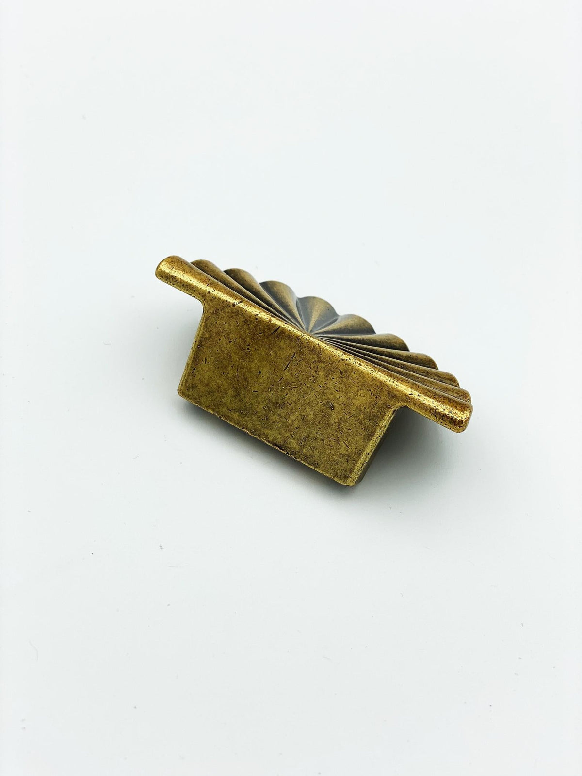 Reeded Antique Brass "Half-Daisy" Round Cabinet Knob.