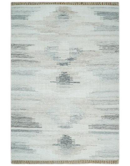 Ivory and Silver fine Wool and Viscose Kilim Rug.