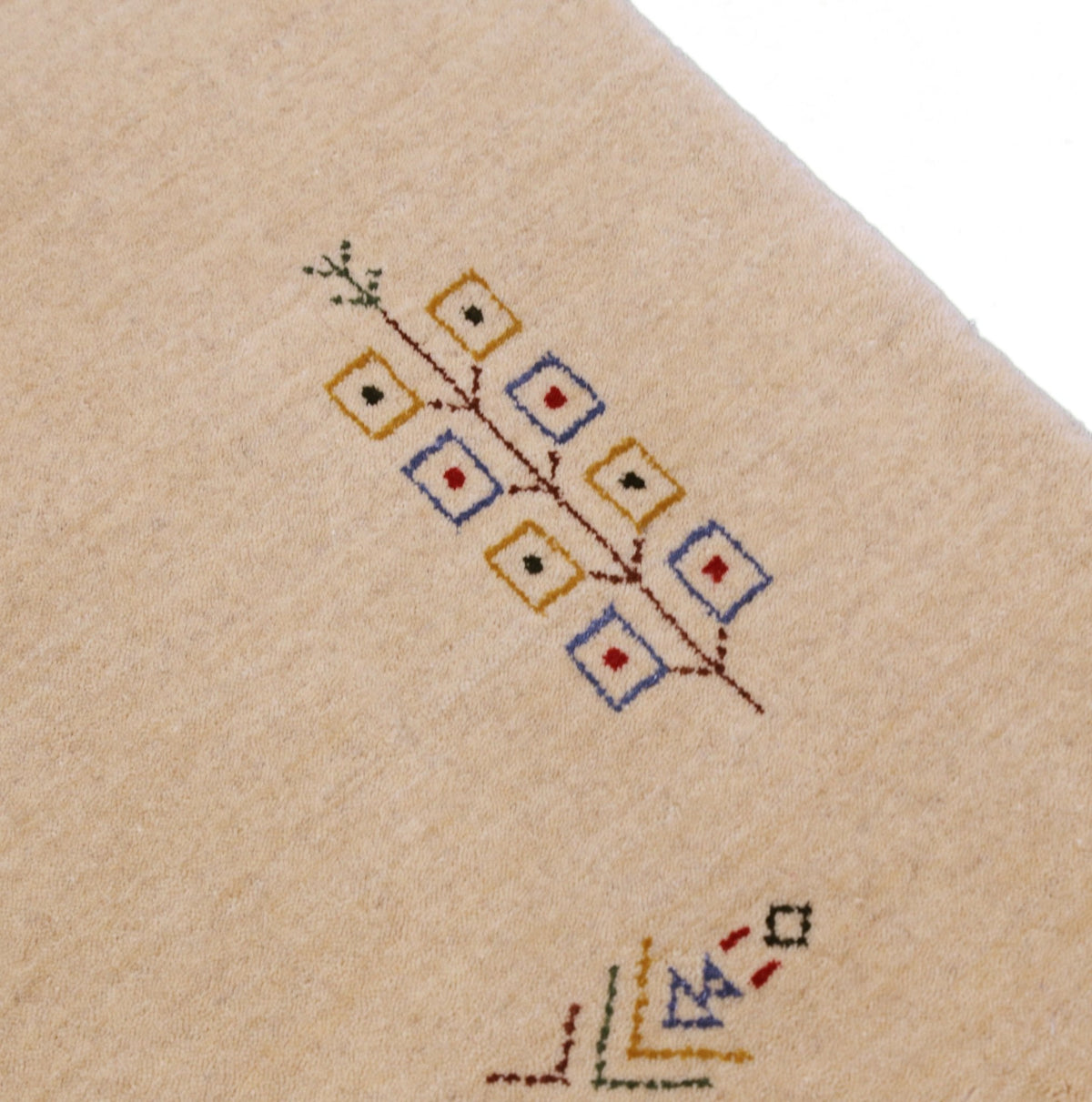Ivory Border Patterns Hand Loomed Wool Area Rug.