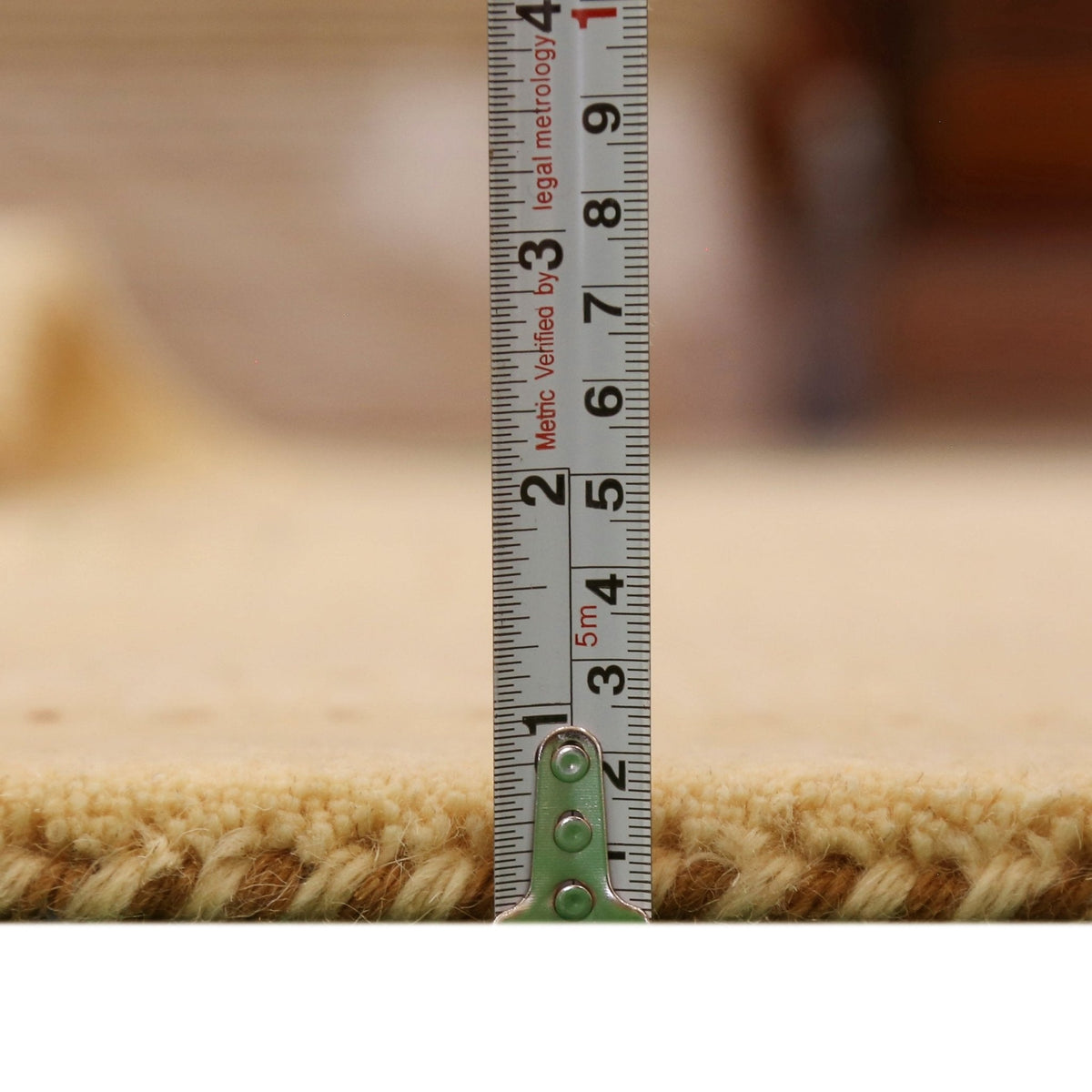 Ivory Contemporary Design Hand Loomed Wool Area Rug.