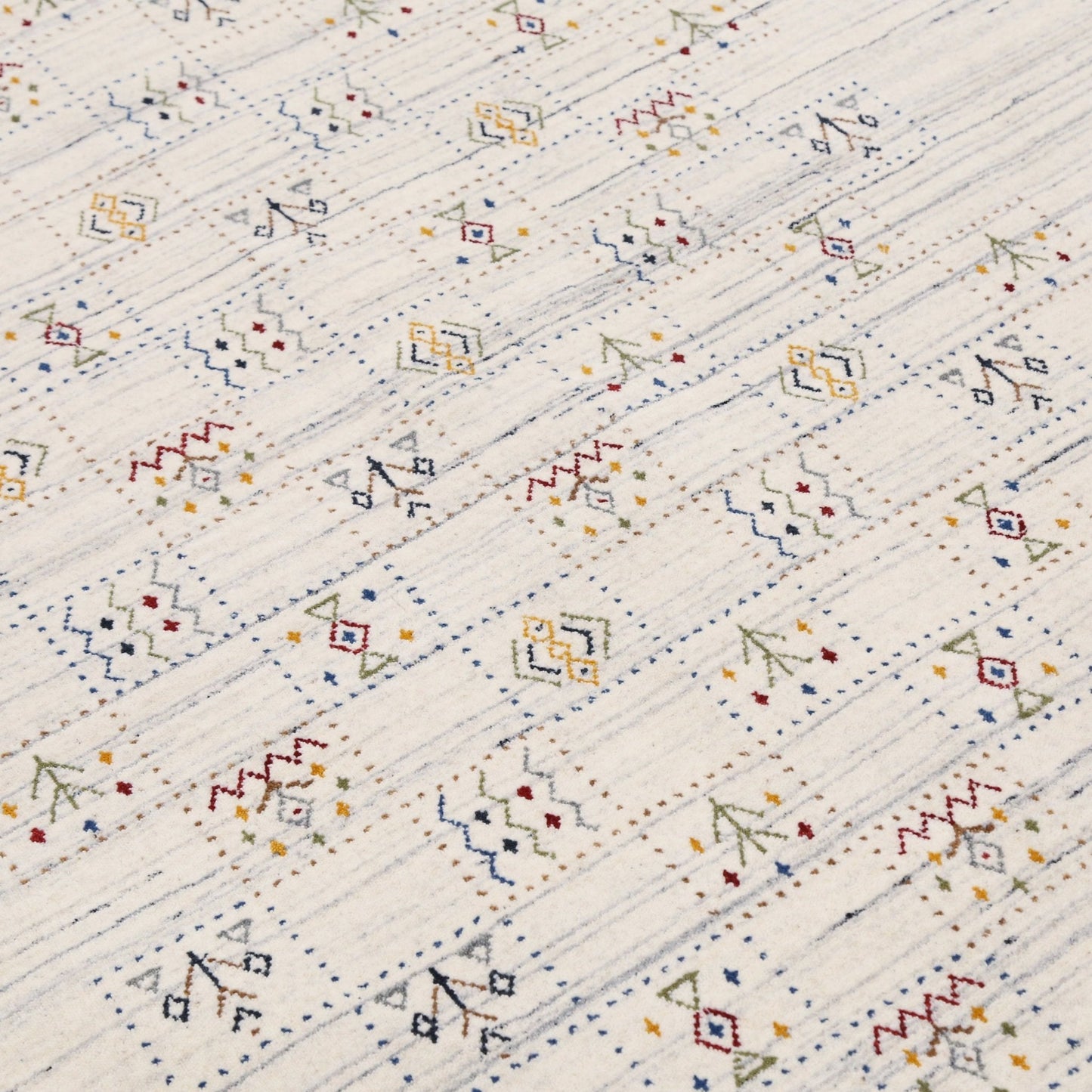 Ivory Tribal Design Hand Loomed Wool Area Rug