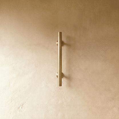 Liam Knob And Pull Bar.