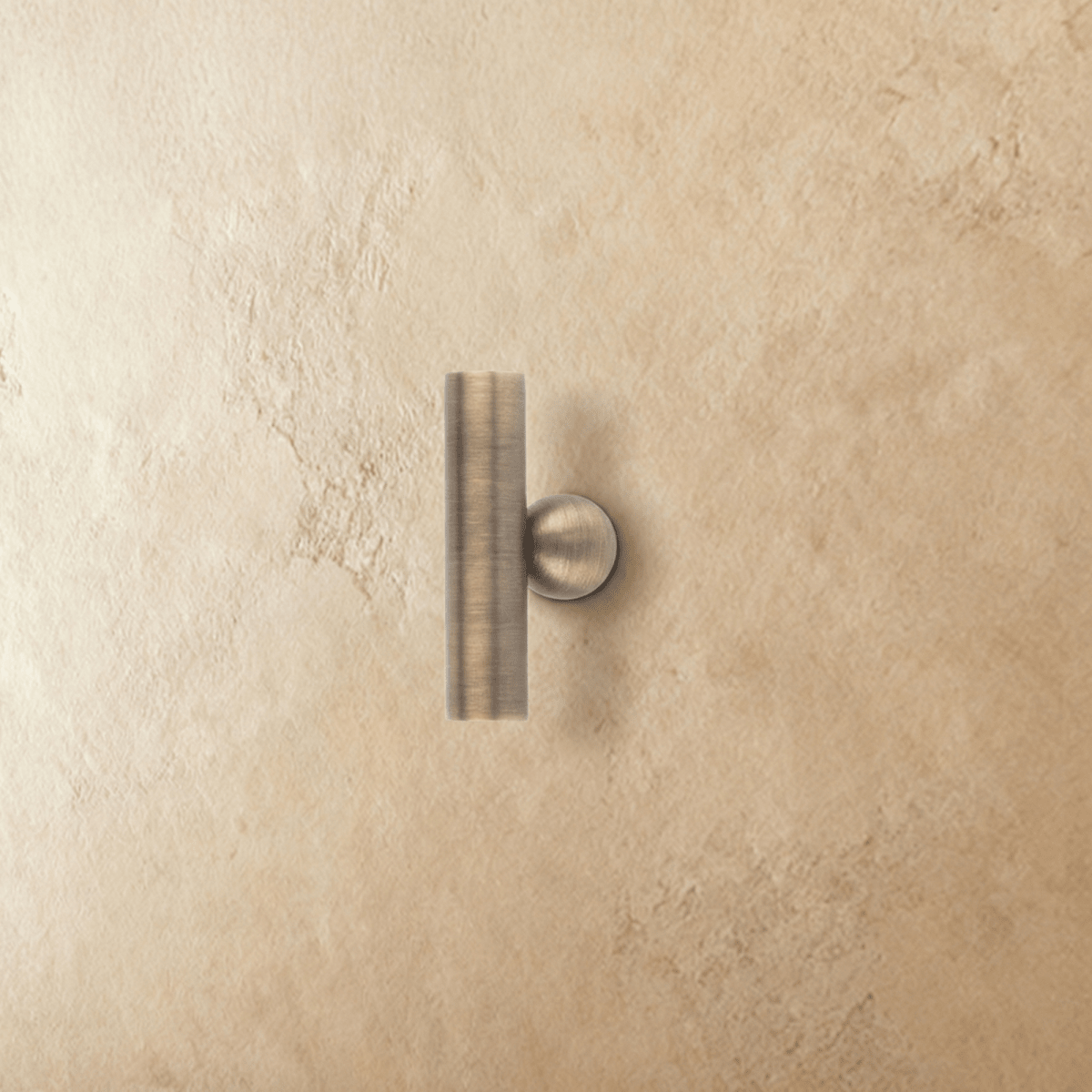 Liam Knob And Pull Bar.