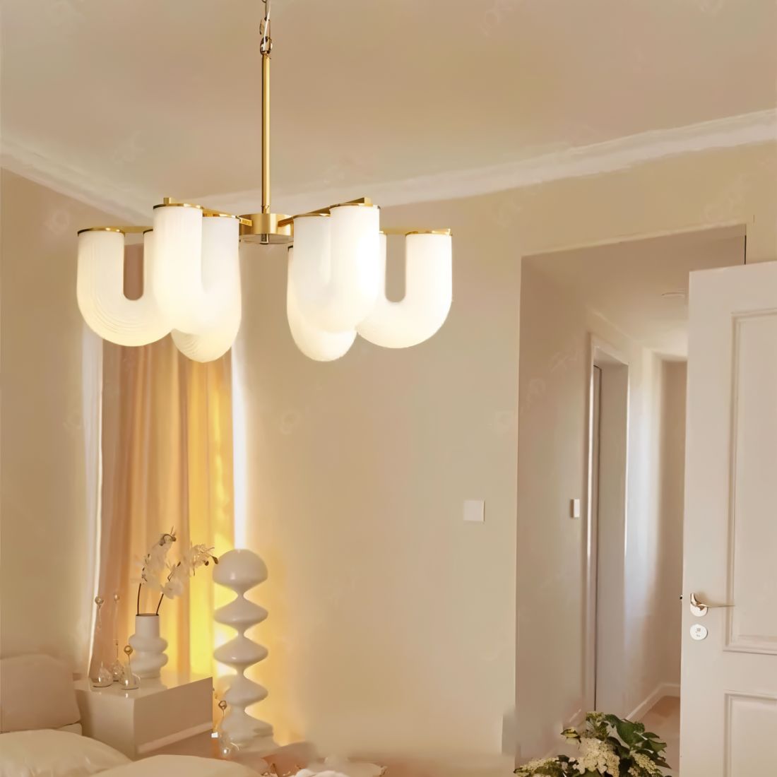 Libbu Chandelier.