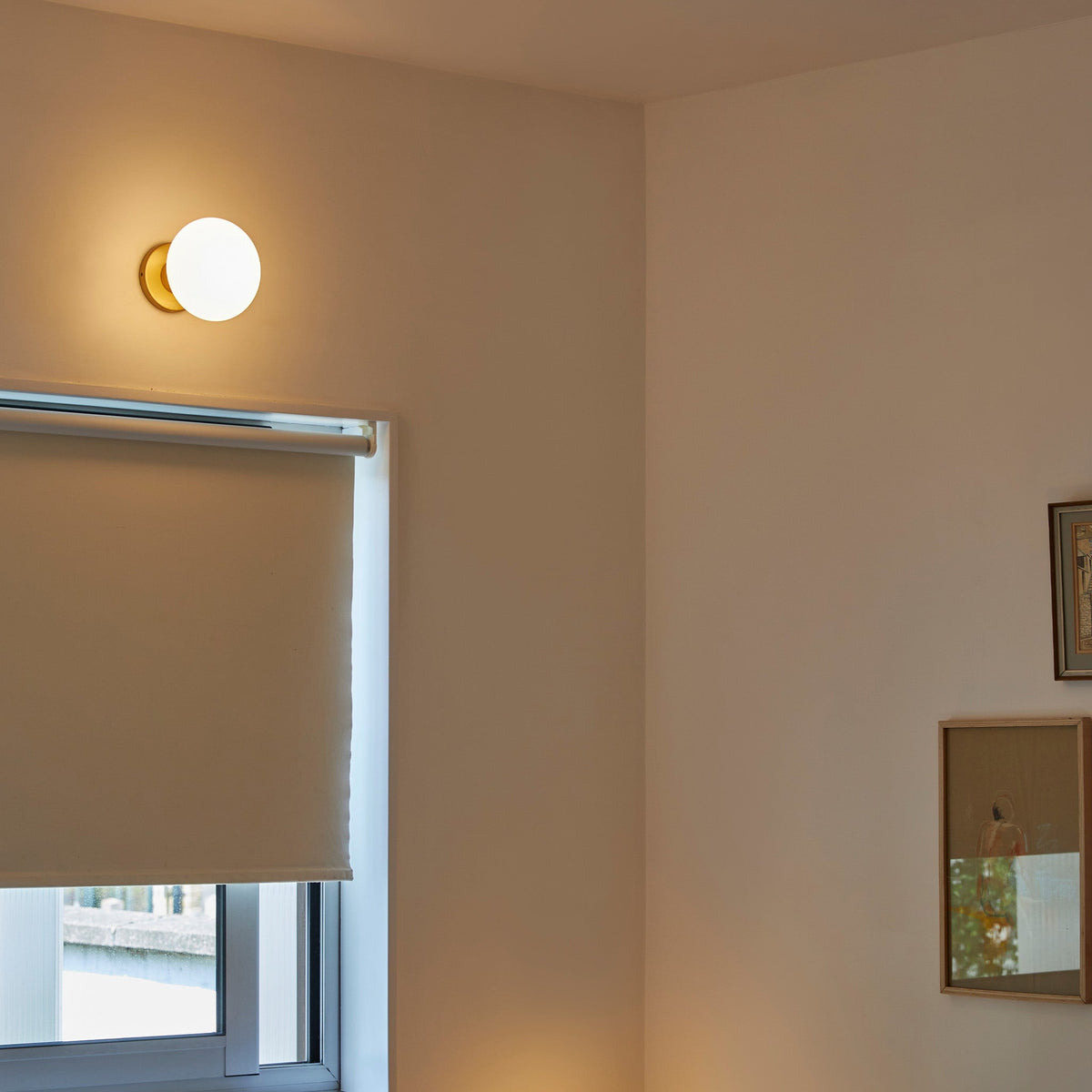 Lochan Wall Light in Graphite + Oval.