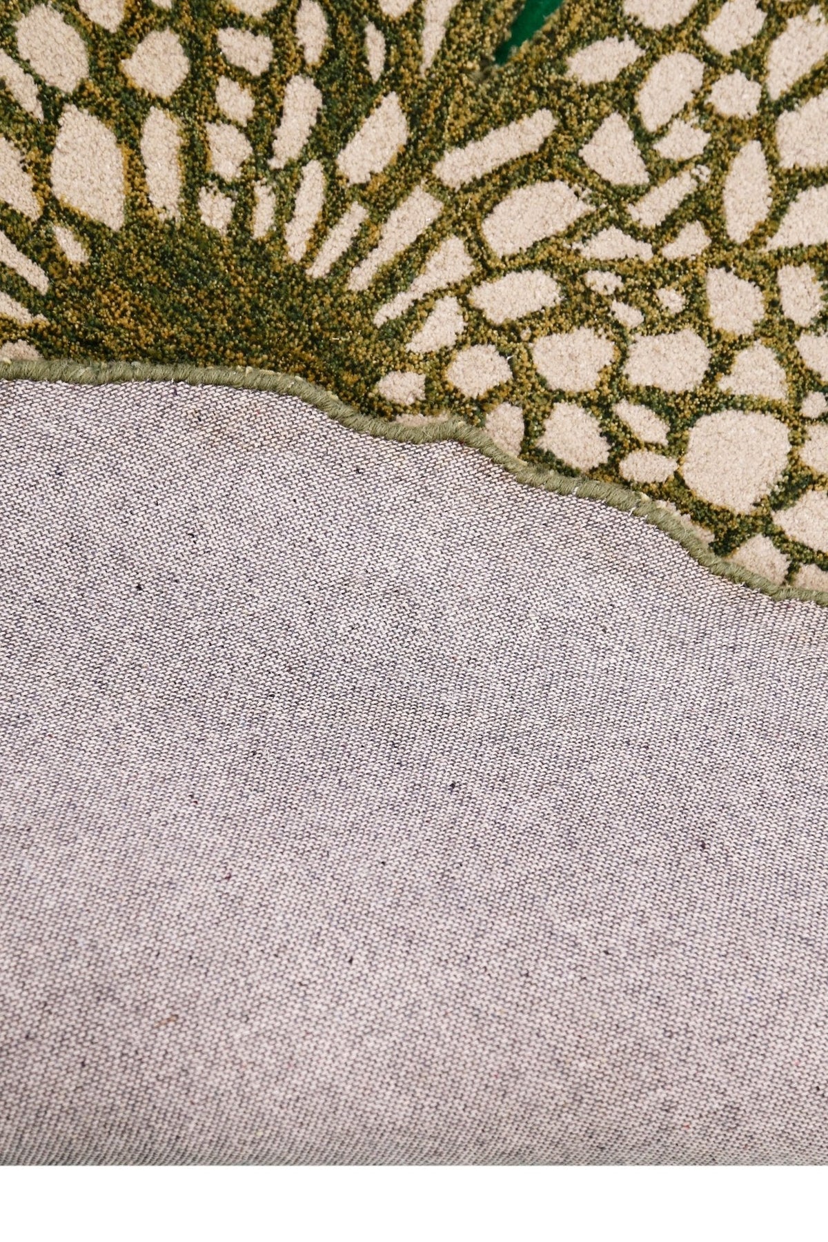 Lotus Lace Green Hand Tufted Wool Area Rug.