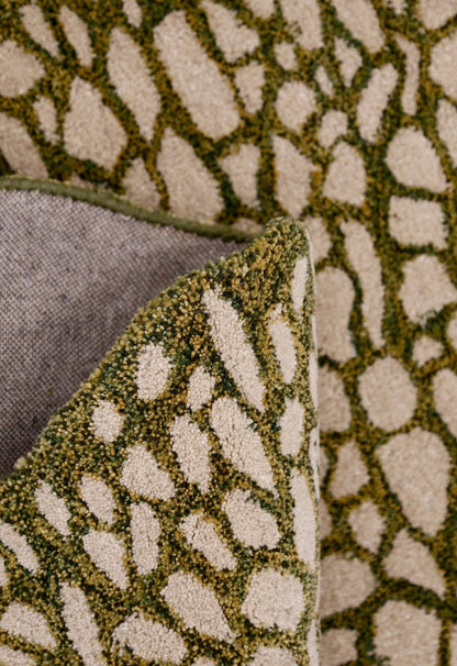 Lotus Lace Green Hand Tufted Wool Area Rug.