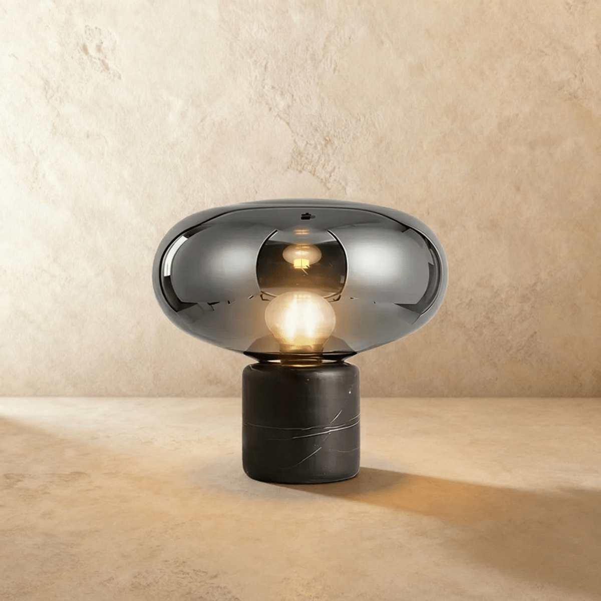 Lueur Table Lamp.