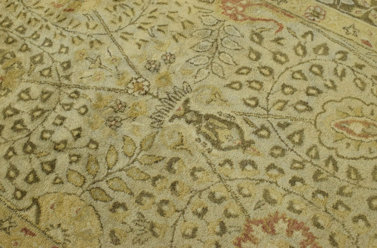 Traditional Style Gold Hand Tufted Wool Area Rug.