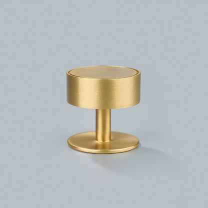 Gateau, Solid Brass Knobs.