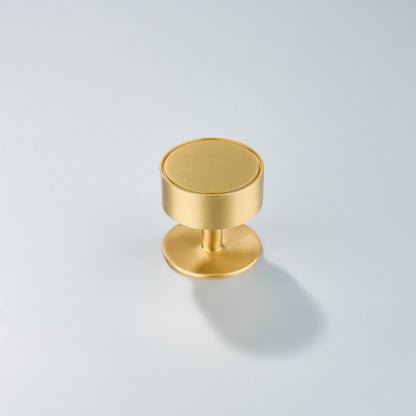 Gateau, Solid Brass Knobs.