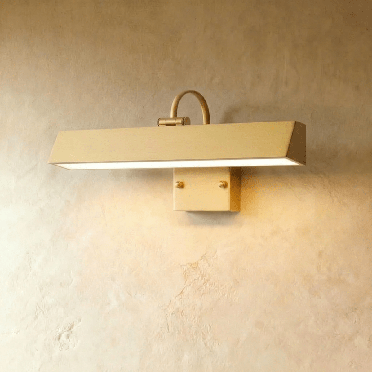 Mayim Outdoor Wall Lamp.
