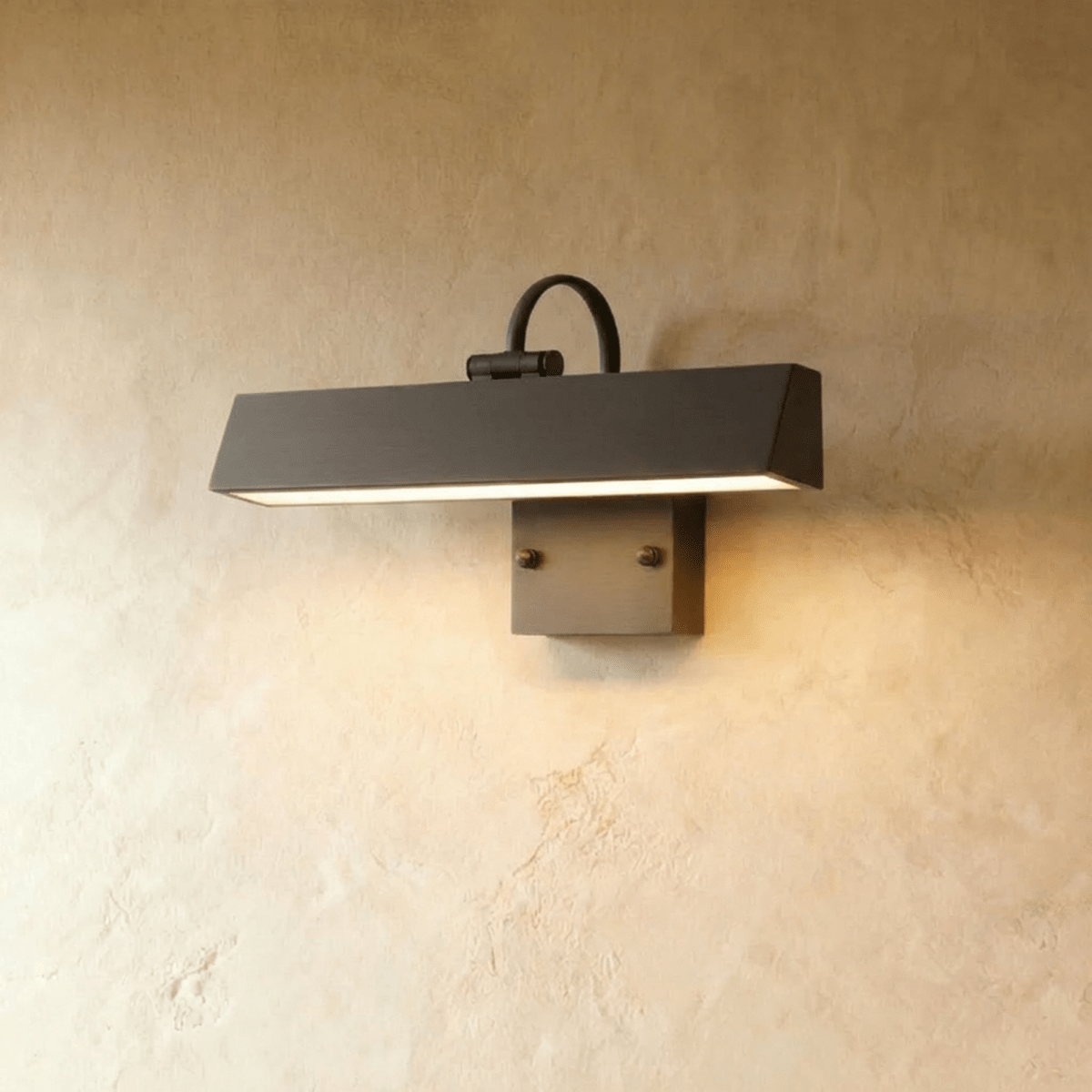 Mayim Outdoor Wall Lamp.