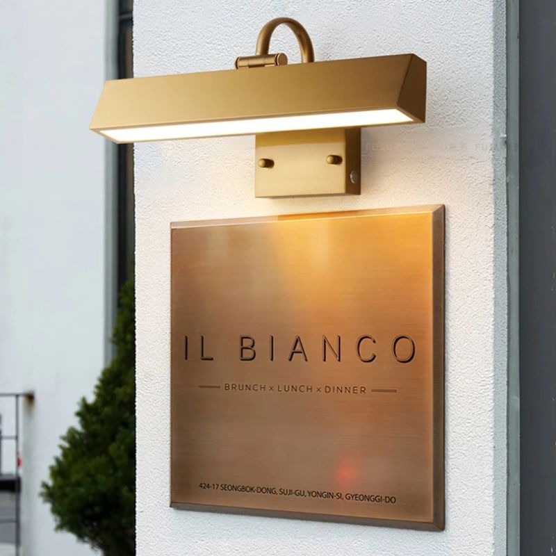 Mayim Outdoor Wall Lamp.