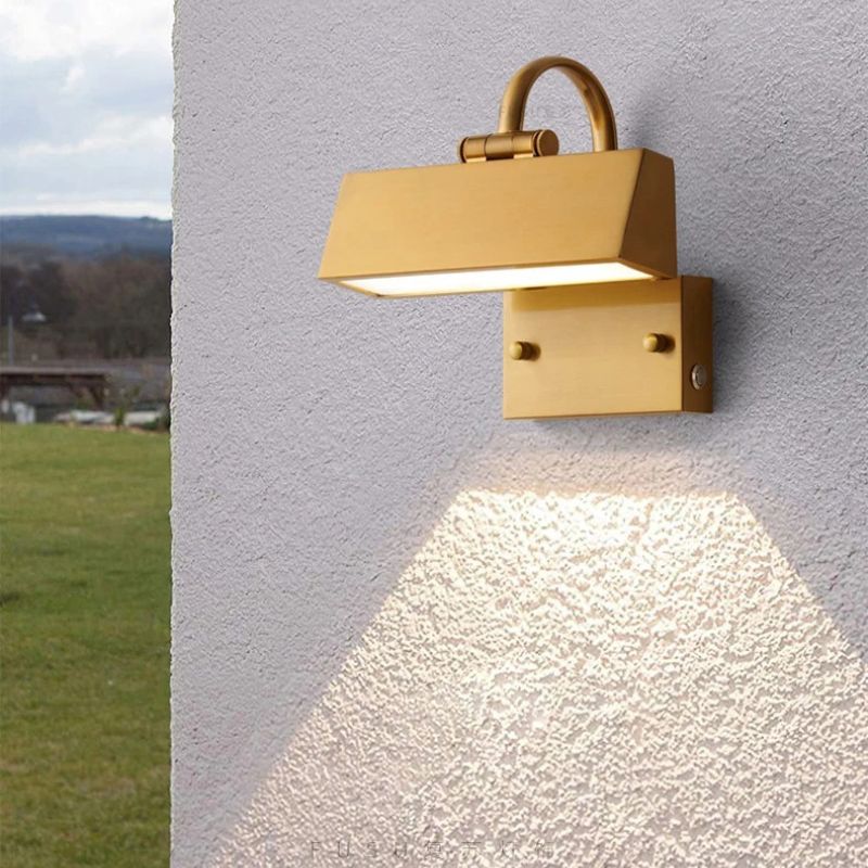 Mayim Outdoor Wall Lamp.
