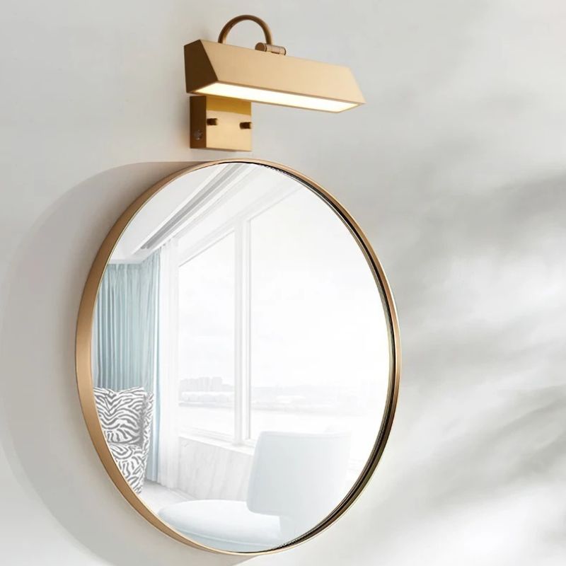 Mayim Outdoor Wall Lamp.