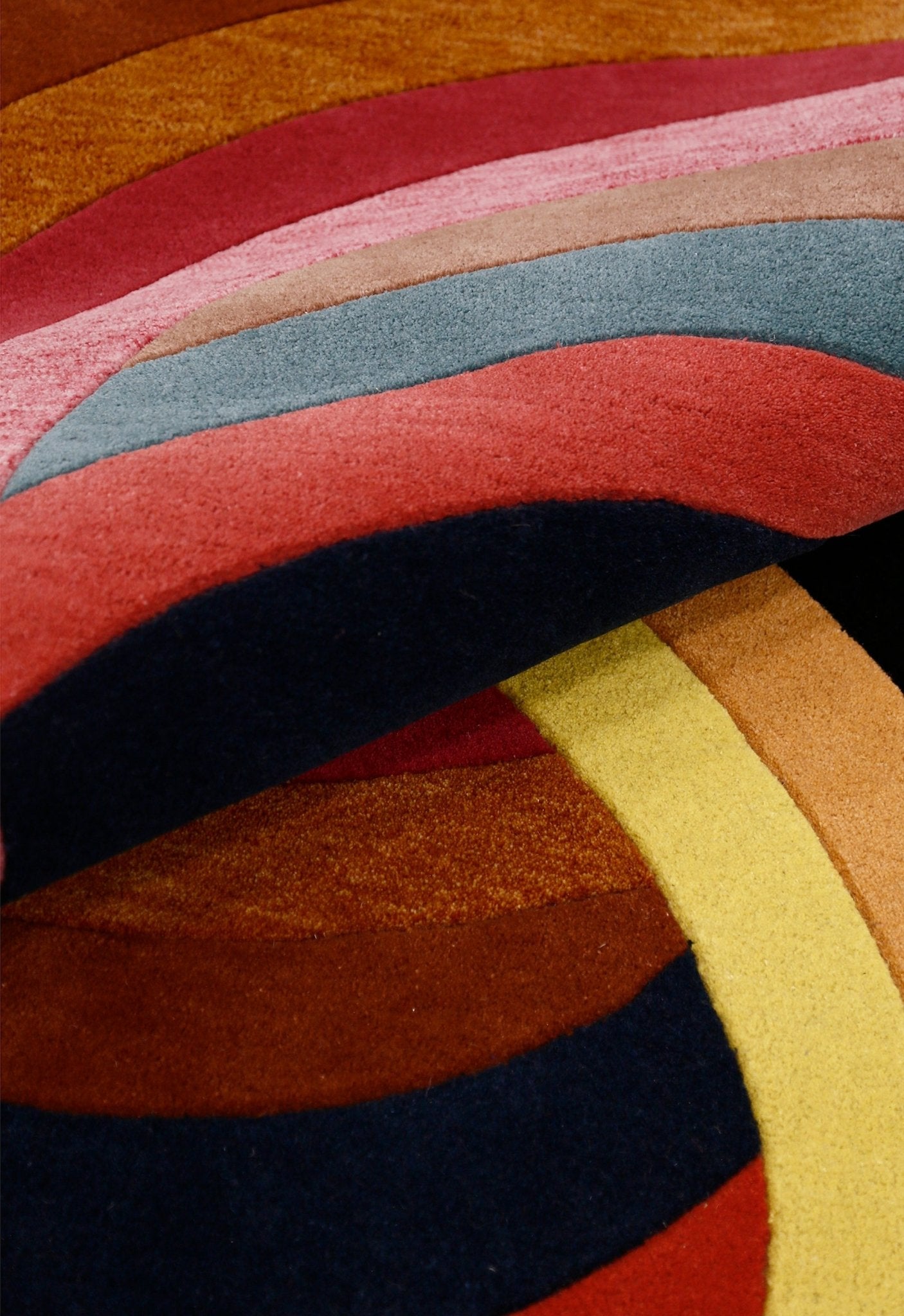 Modern Twin Rings Multicolor Hand Tufted 5x7 Wool Rug