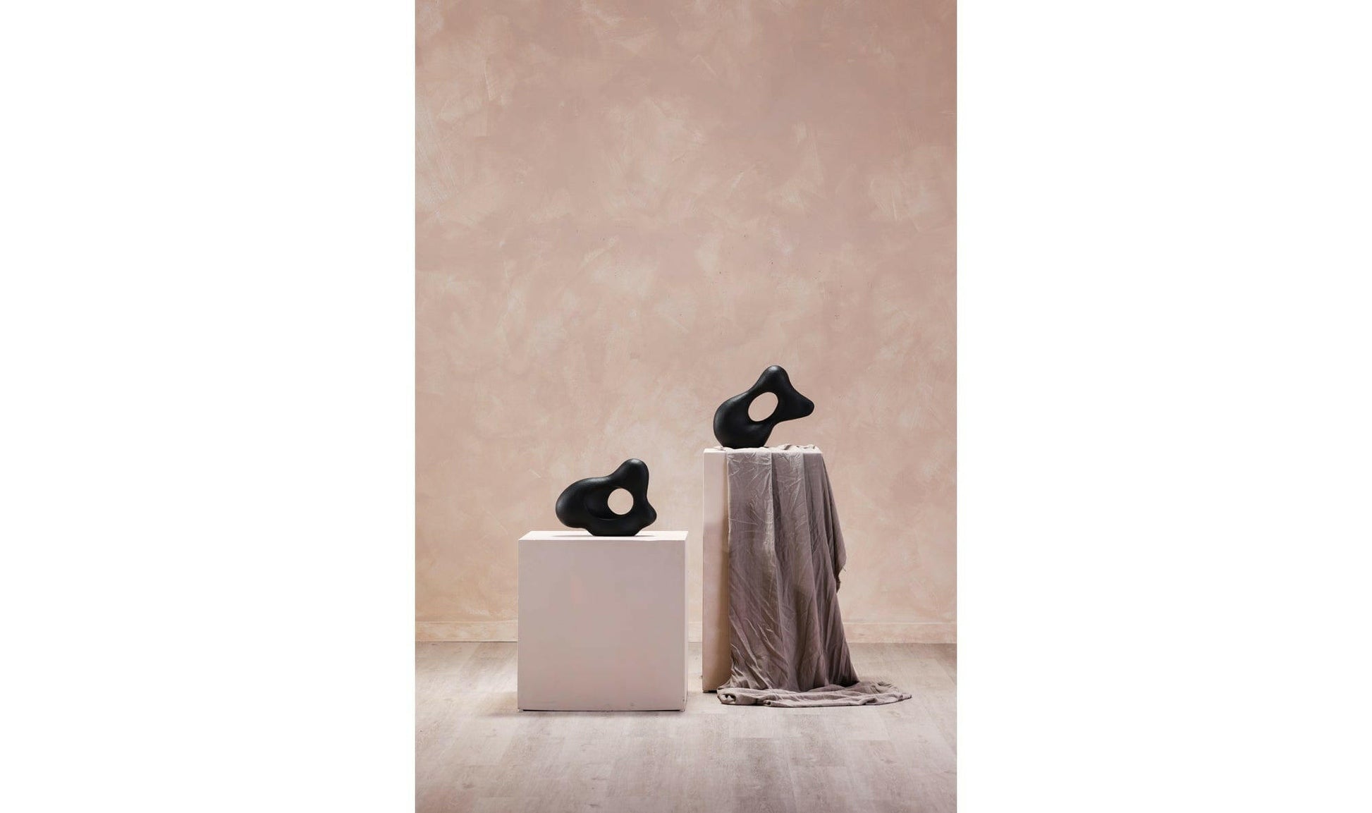 Moe's MOTION ECOMIX SCULPTURE