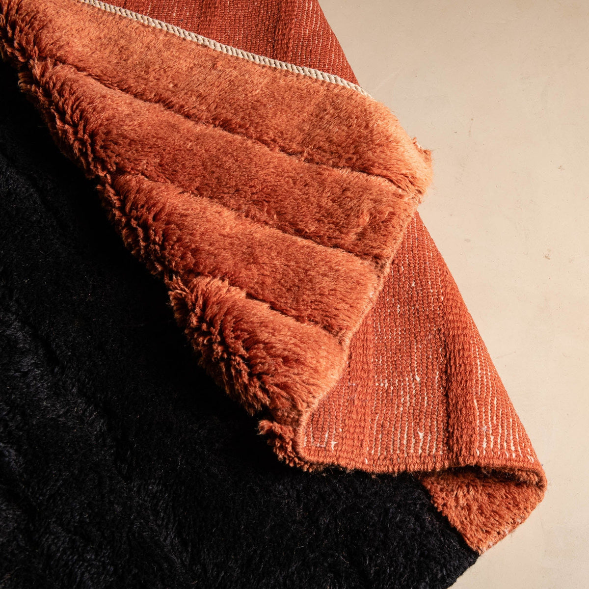 Benisouk mrirt rug Aberkan - Luxury Shag Moroccan Rug 8x9.8 ft | 245x300 cm Aberkan - Luxury Shag Moroccan Rug 8x9.8 ft | 245x300 cm