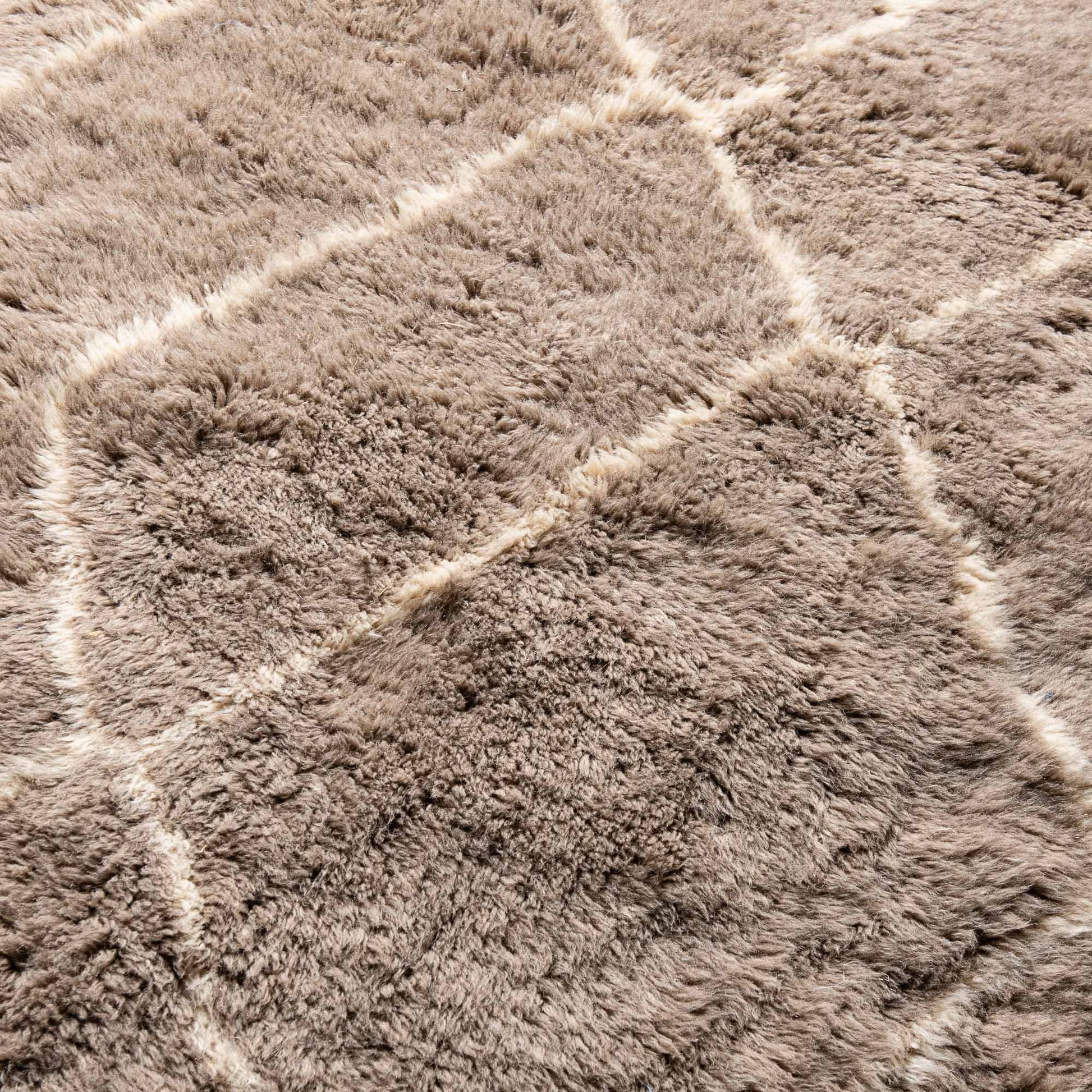 Benisouk mrirt rug Earthy Pathways - Luxury Shag Moroccan Runner Rug Earthy Pathways - Luxury Shag Moroccan Runner Rug