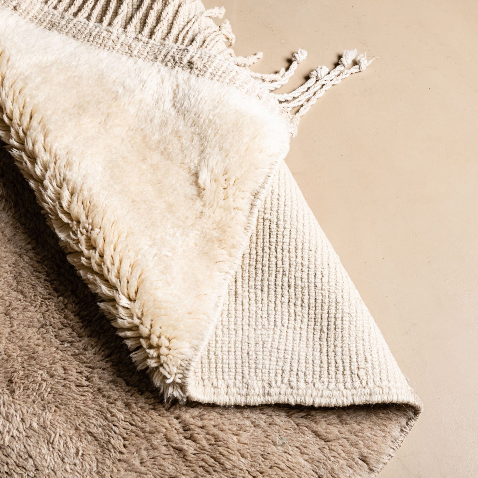 Benisouk mrirt rug Pale Elegance - Luxury Shag Moroccan Rug Pale Elegance - Luxury Shag Moroccan Rug