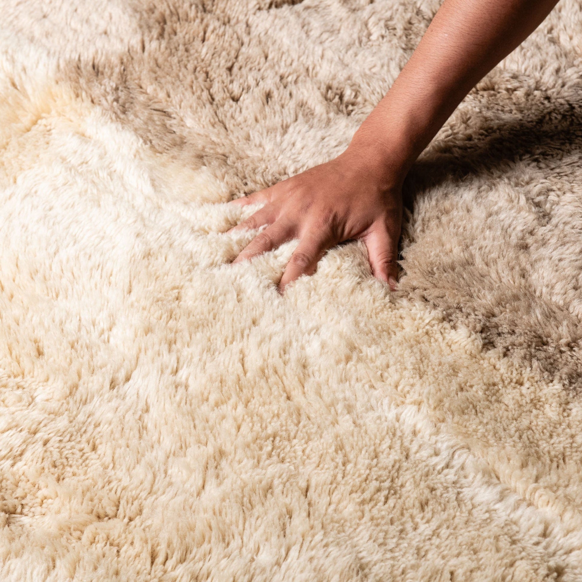 Benisouk mrirt rug Pale Elegance - Luxury Shag Moroccan Rug Pale Elegance - Luxury Shag Moroccan Rug