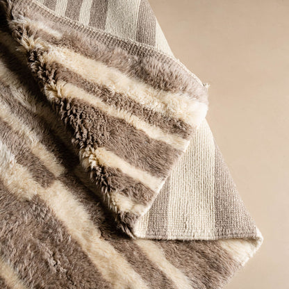 Benisouk mrirt rug Shimmering Sands - Luxury Shag Moroccan Rug Shimmering Sands - Luxury Shag Moroccan Rug