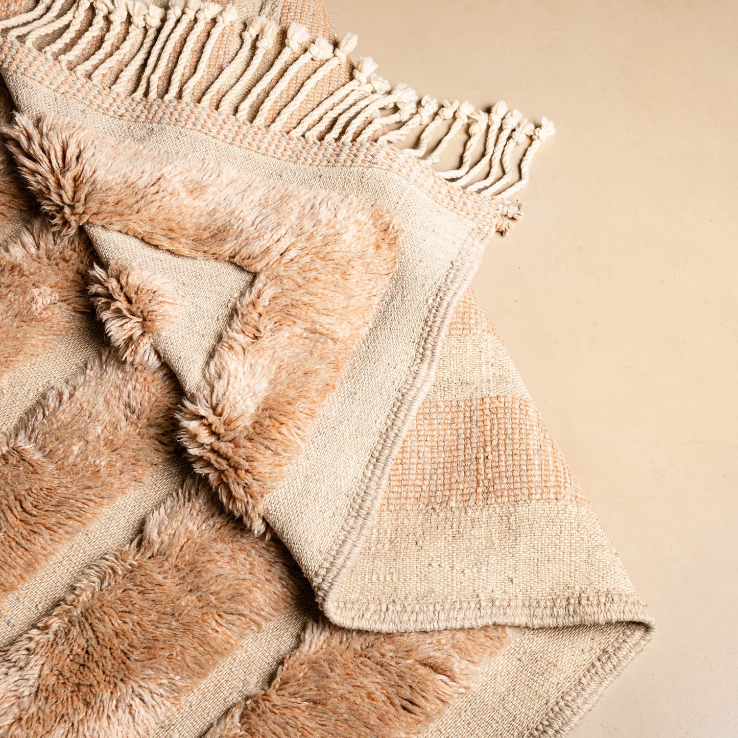 Benisouk mrirt rug Soft Elegance - Luxury Shag Moroccan Rug Soft Elegance - Luxury Shag Moroccan Rug