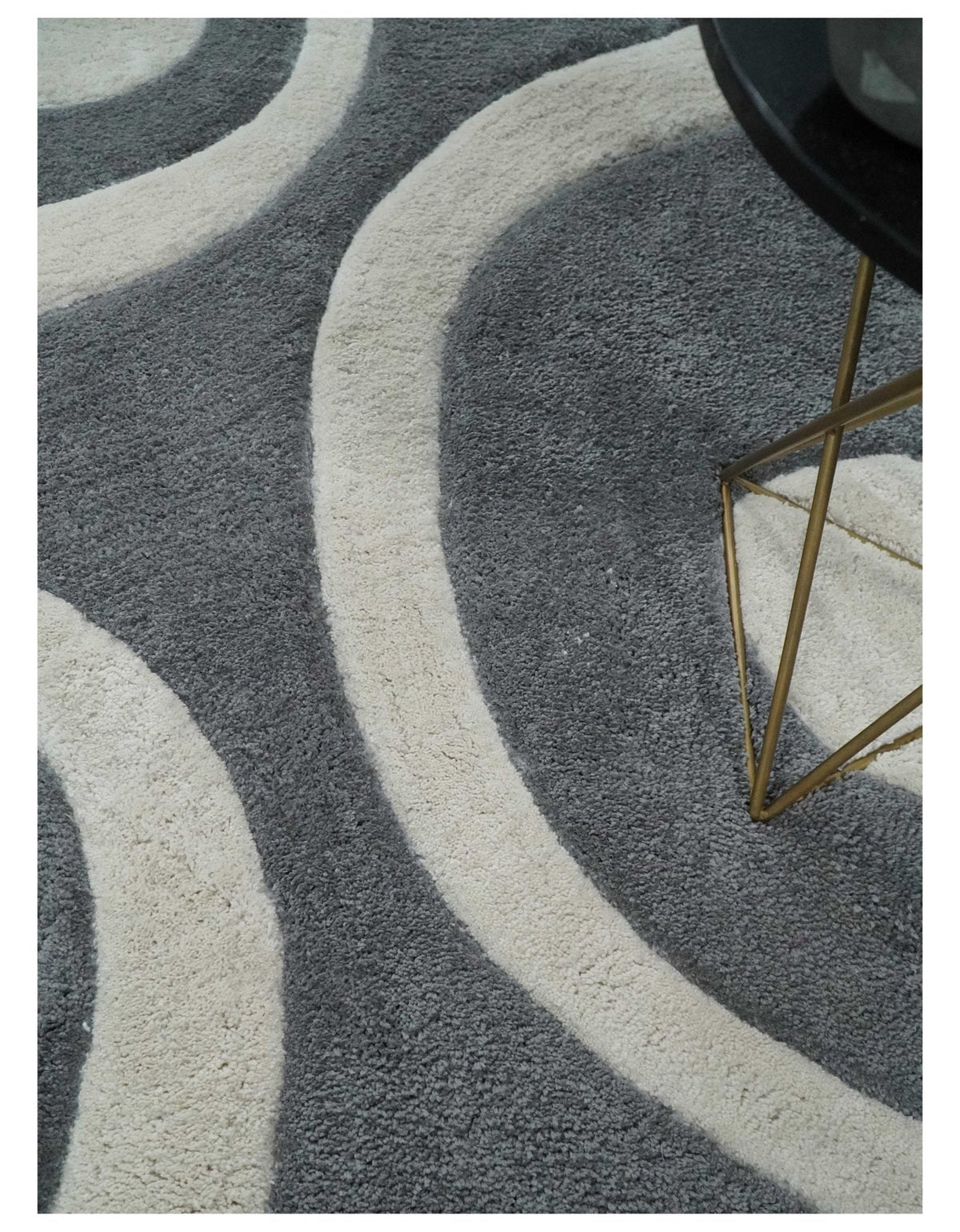 Plush Contemporary 3x5, 4x6 and 5x7 Hand Woven Shag Ivory and Gray Art Silk Soft Area Rug.