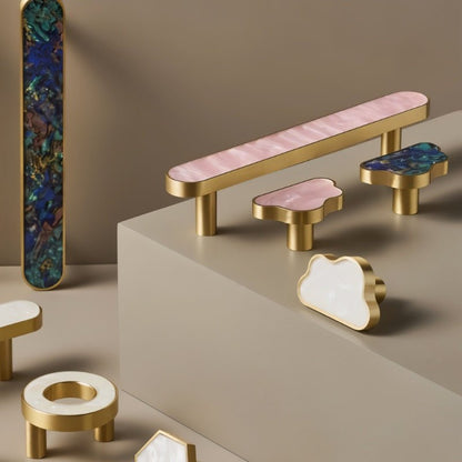 Pyient Knob & Pull Bar.