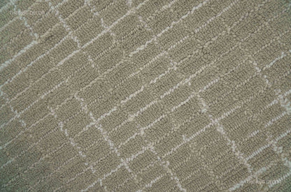 Quick Ship 8x10, 9x12 Beige Contemporary Hand Tufted Wool Rug.